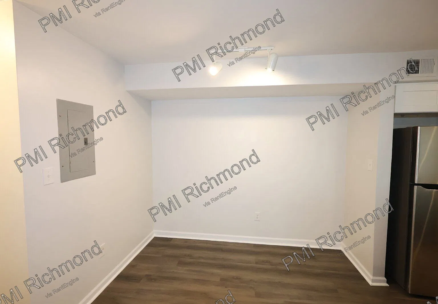 2 bed, 2.0 bath, 1431 sqft, $1,975 — Photo 4