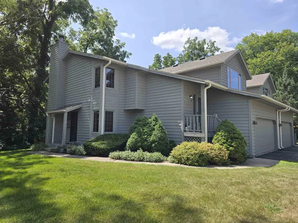 5285 Sand Piper Pl, Loves Park, IL 61111