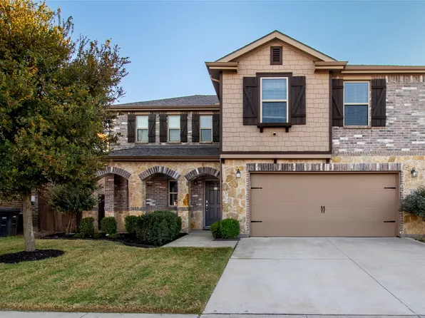 629 Fox Creek Trl, Fort Worth, TX 76131