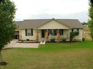 301 Vernie Lee Rd, Friendsville, TN 37737