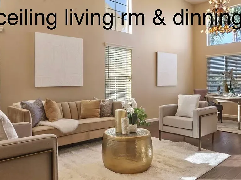 483 Montclair Ln — Photo 2