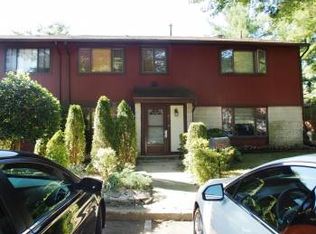 41 Belmar Dr W, Staten Island, NY 10314