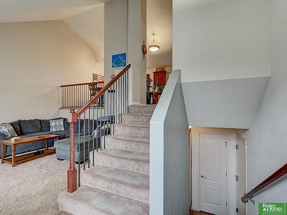4th image of 7814 S 72nd Ave
