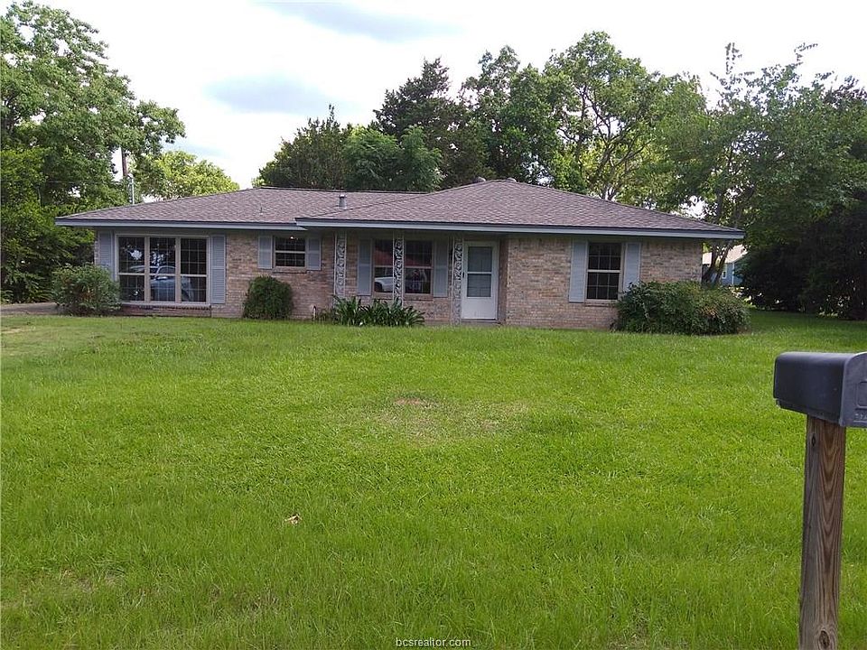 1st image of 3432 Plum St