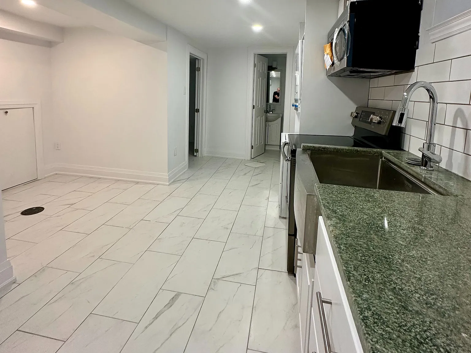1 bed, $1,400 — Photo 4