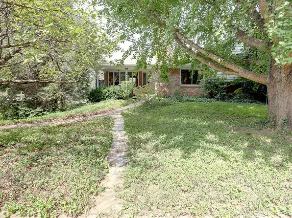 2135 Maplewood Dr, Knoxville, TN 37920