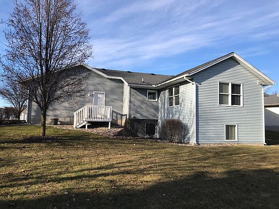 2nd image of 3752 Brookfield Dr