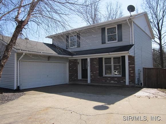1st image of 205 Riverwoods Cv