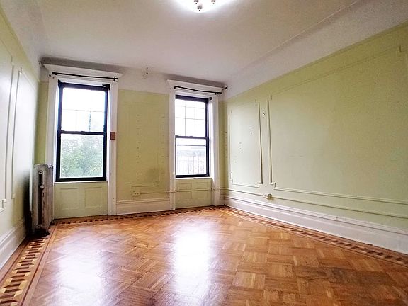 2nd image of 992 Bergen St APT 4