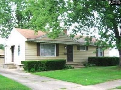 425 Orrville Ave, Cuyahoga Falls, OH, 44221