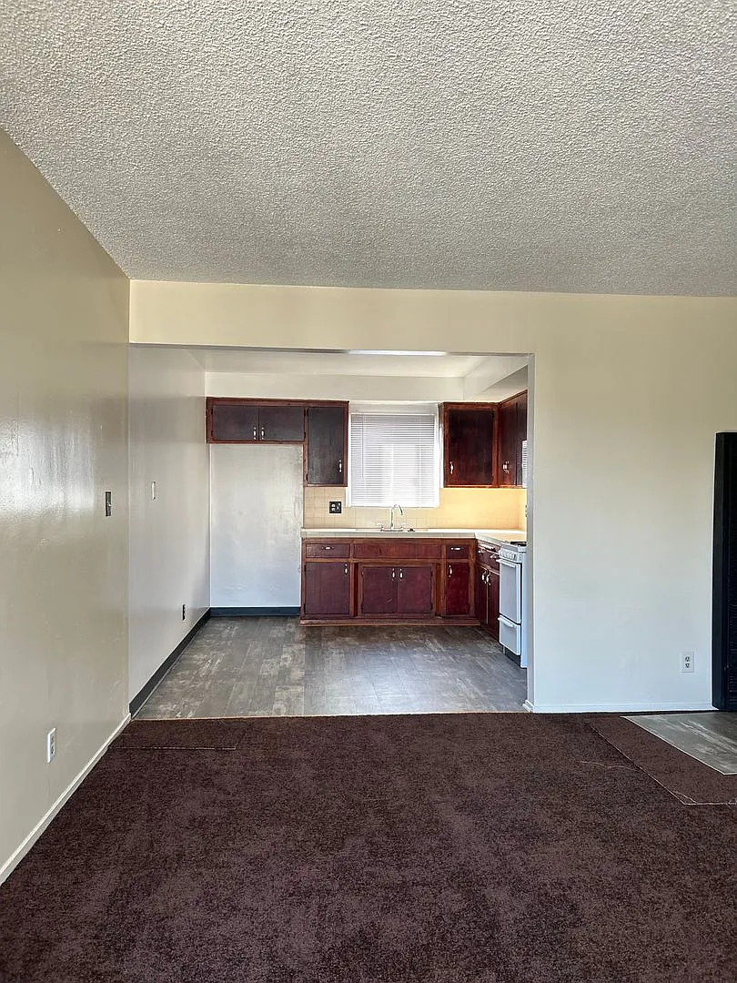 1622 W 81st St, Los Angeles, CA 90047 — Photo 1