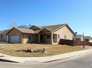 2330 Longhorn Dr, Pueblo, CO 81008