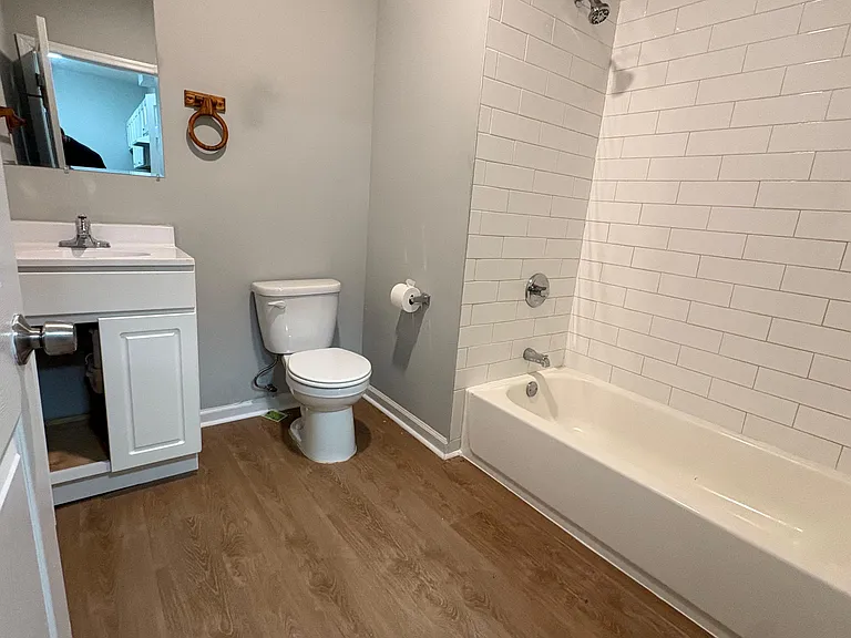 222 Governor St #1 — Photo 5