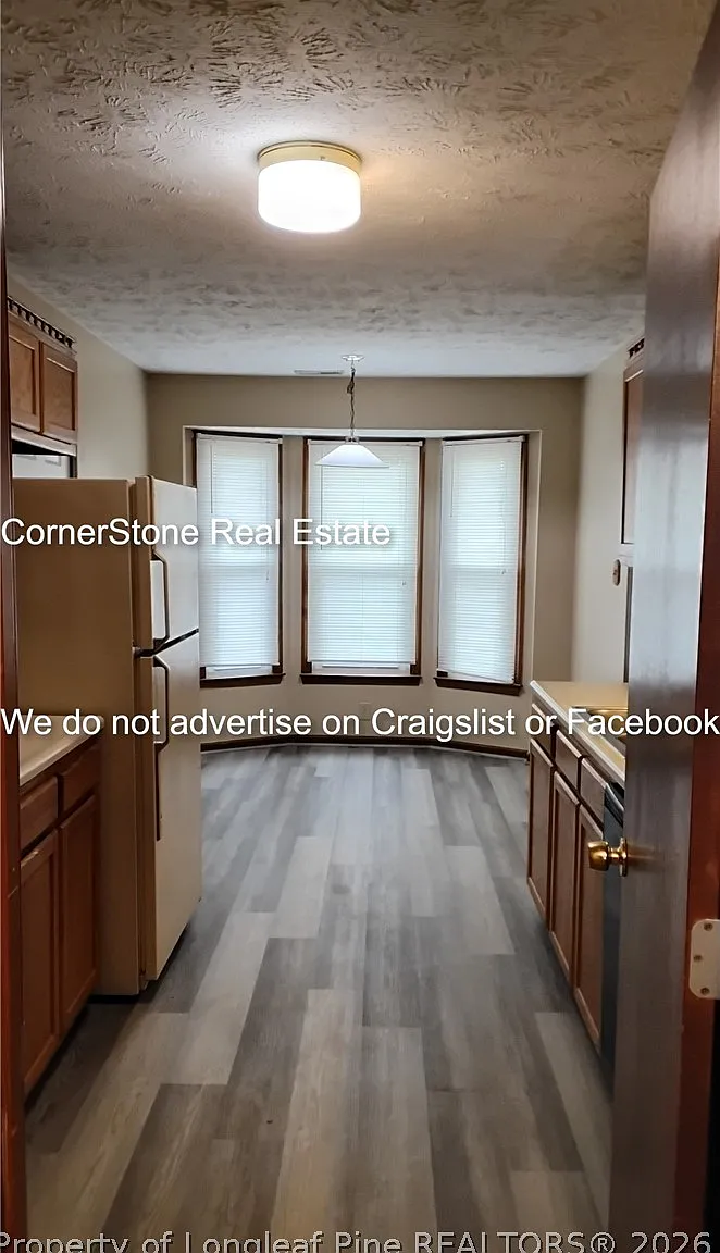 3 bed, 2.0 bath, 1212 sqft, $1,495 — Photo 3