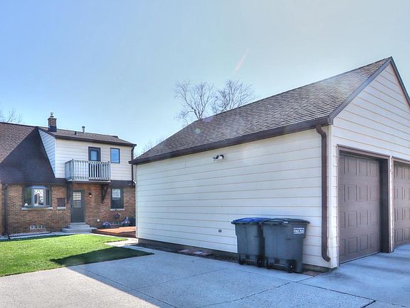 5th image of 1124 Main AVENUE