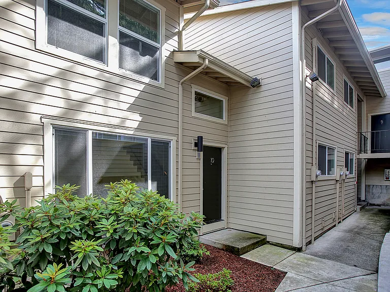 Ironwood Apartments — Photo 6
