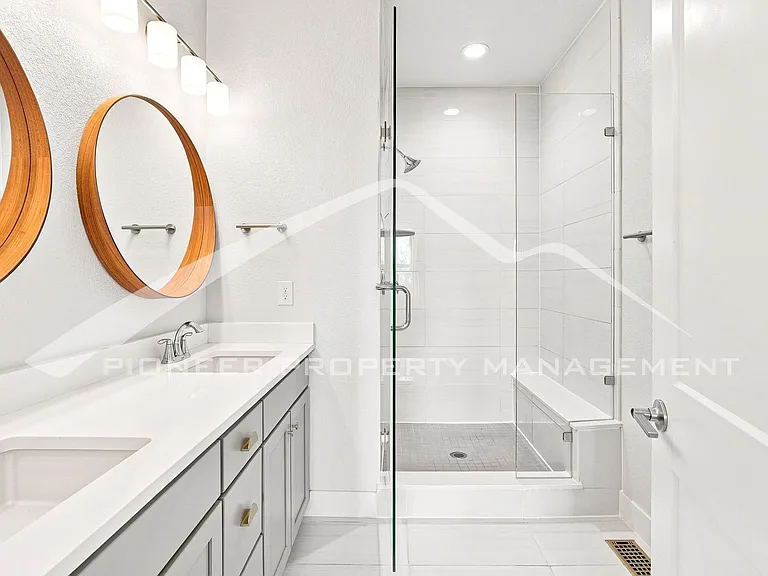 940 Navajo St — Photo 21