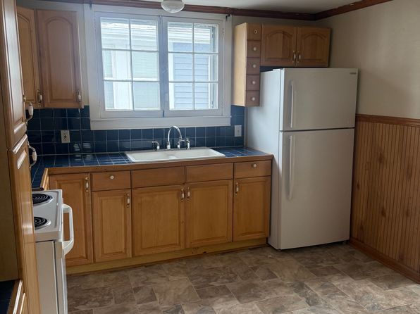 81 Littlefield Ave UNIT 1