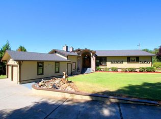 1029 S Old Stage Rd, Mount Shasta, CA 96067