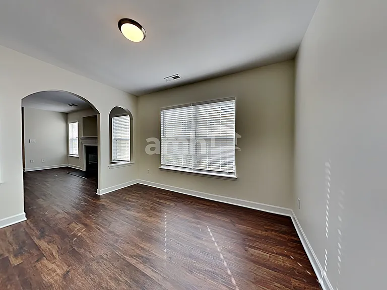 921 Sundance Dr — Photo 7
