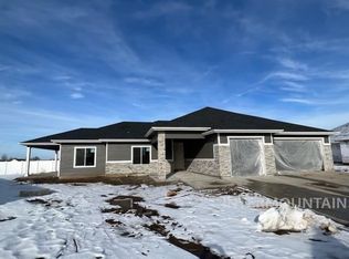 1561 Castile Dr, Fruitland, ID 83619