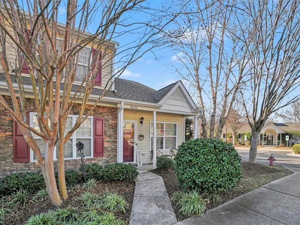 3620 Bison Hill Ln, Raleigh, NC 27604