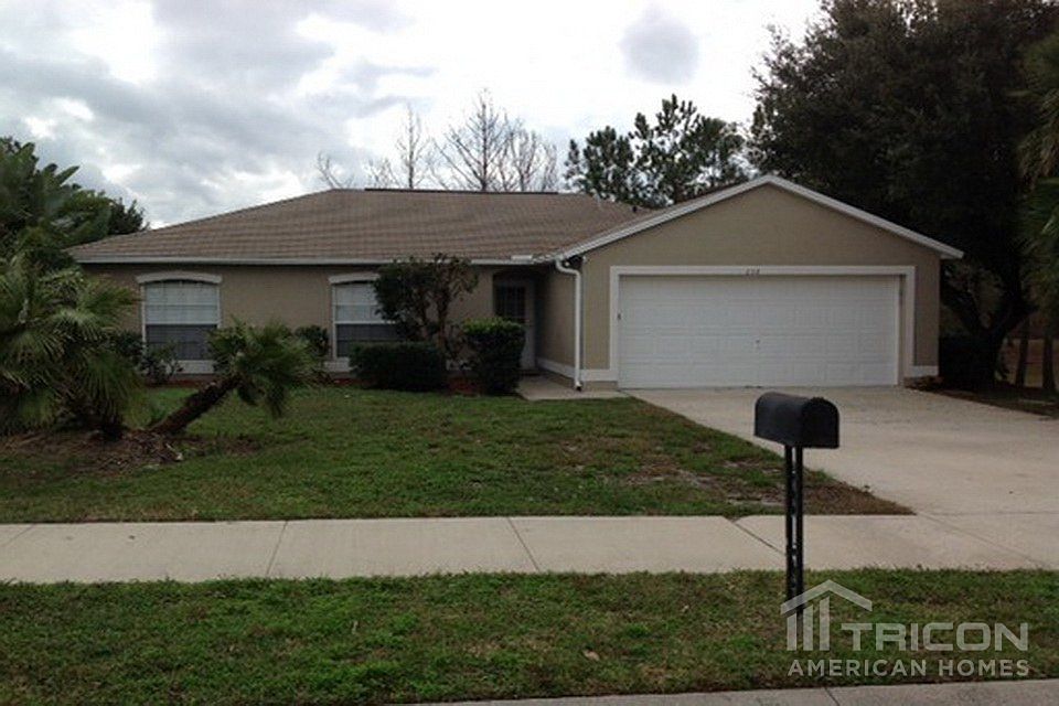 1st image of 208 Heronwood Cir