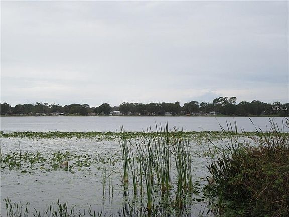 3rd image of Lake Deer Dr S