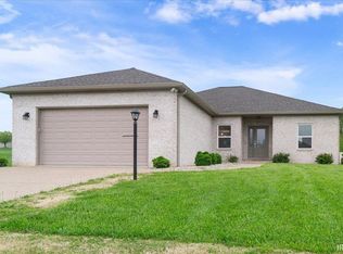 1506 Willowbrook Dr, Princeton, IN 47670