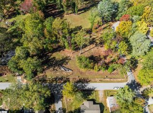 10 Nature Trl, Greenville, SC 29609