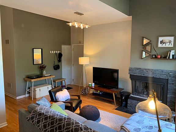 4th image of 2132 W Evergreen Ave APT 3C