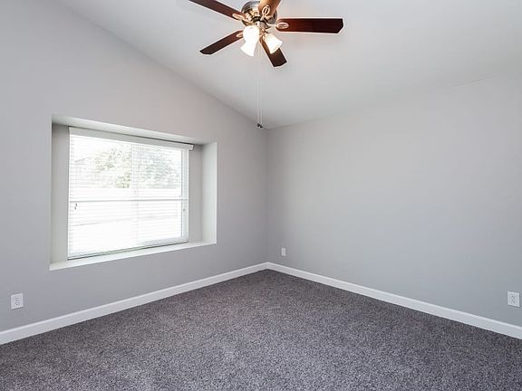 5th image of 1365 N 87th St
