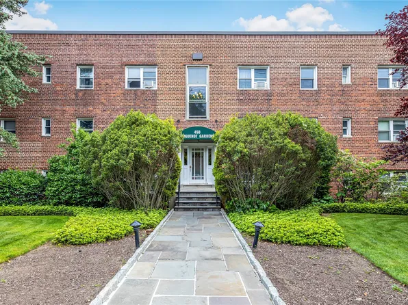 450 Pelham Road #2E, New Rochelle, NY 10805