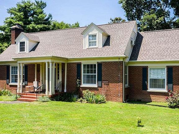 2nd image of 5135 Alben Barkley Dr