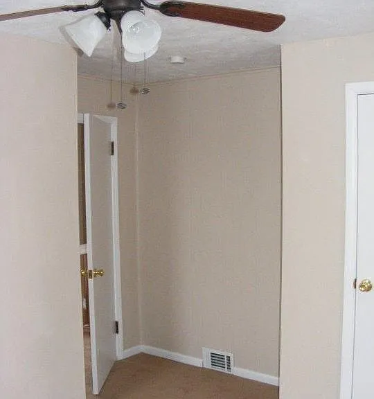 2nd bedroom upstairs