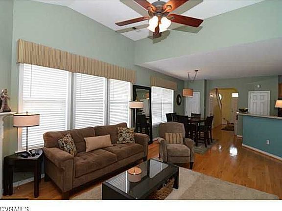 5th image of 300 Jamerson Ct