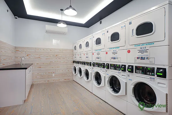 Rented by City View Living | media 56