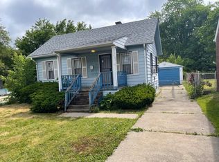 7292 Warwick St, Detroit, MI 48228