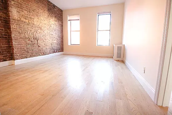 Rented by Luxor Homes & Investment Realty | media 7