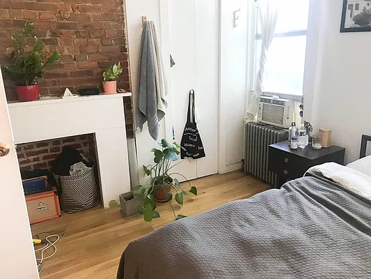 Rented by Ulas Real Estates Inc | media 23