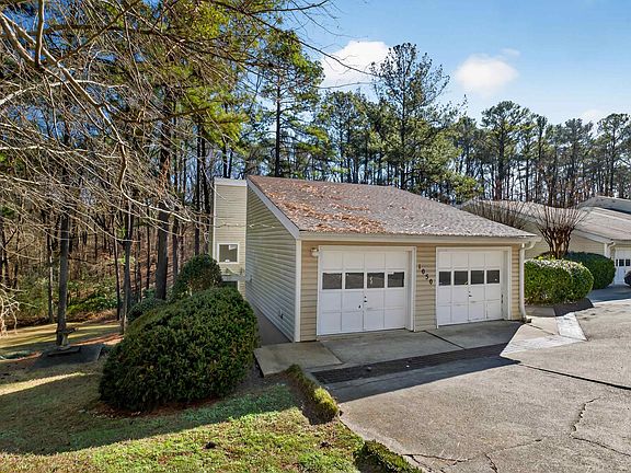 4th image of 1050 Ivy Hills Cir #1050
