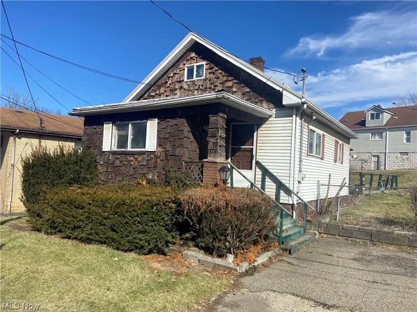 100 N 12th St, Weirton, WV 26062