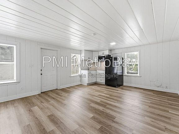 5th image of 2914 N 10th St #C