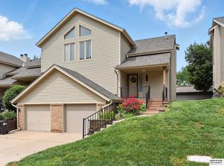 2108 S 62nd St, Omaha, NE 68106