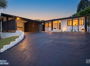 5631 Park Oak Pl, Los Angeles, CA 90068