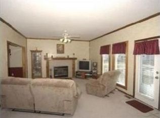 1200 Brookwood Dr, Kearney, MO 64060