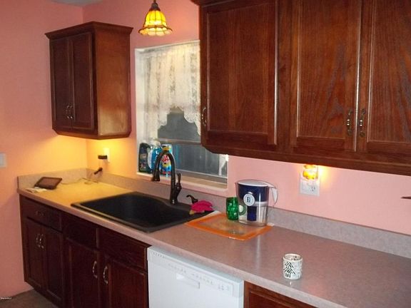 5th image of 3551 Barna Ave