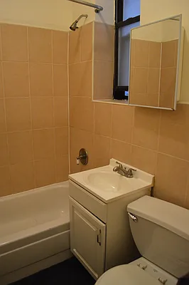 Rented by CoSo Apartments | media 27