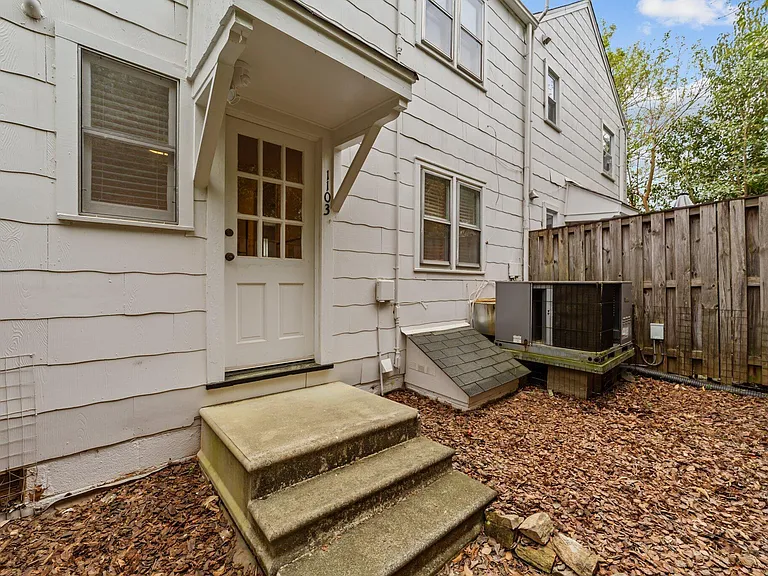 1103A Nichols Dr — Photo 19