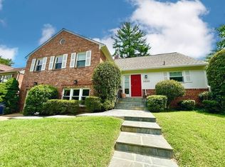 5509 Cromwell Dr, Bethesda, MD 20816